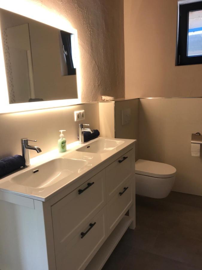 Hof Uhleck Am Koenigsstuhl Apartman Lohme Kültér fotó